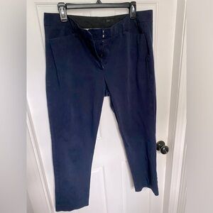 Worthington ankle length pants. Mid rise. Navy Blue